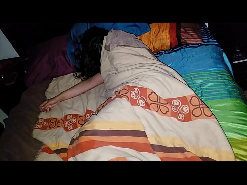 ❤️ UStepson ethuka umama wakhe omncinci ngoxa elele. Amahule kwi-xh.fulldesisex.ru ﹏
