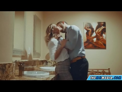❤️ Xa i-blonde ene-busty ikuhenda kwindlu yangasese yoluntu Amahule kwi-xh.fulldesisex.ru ﹏